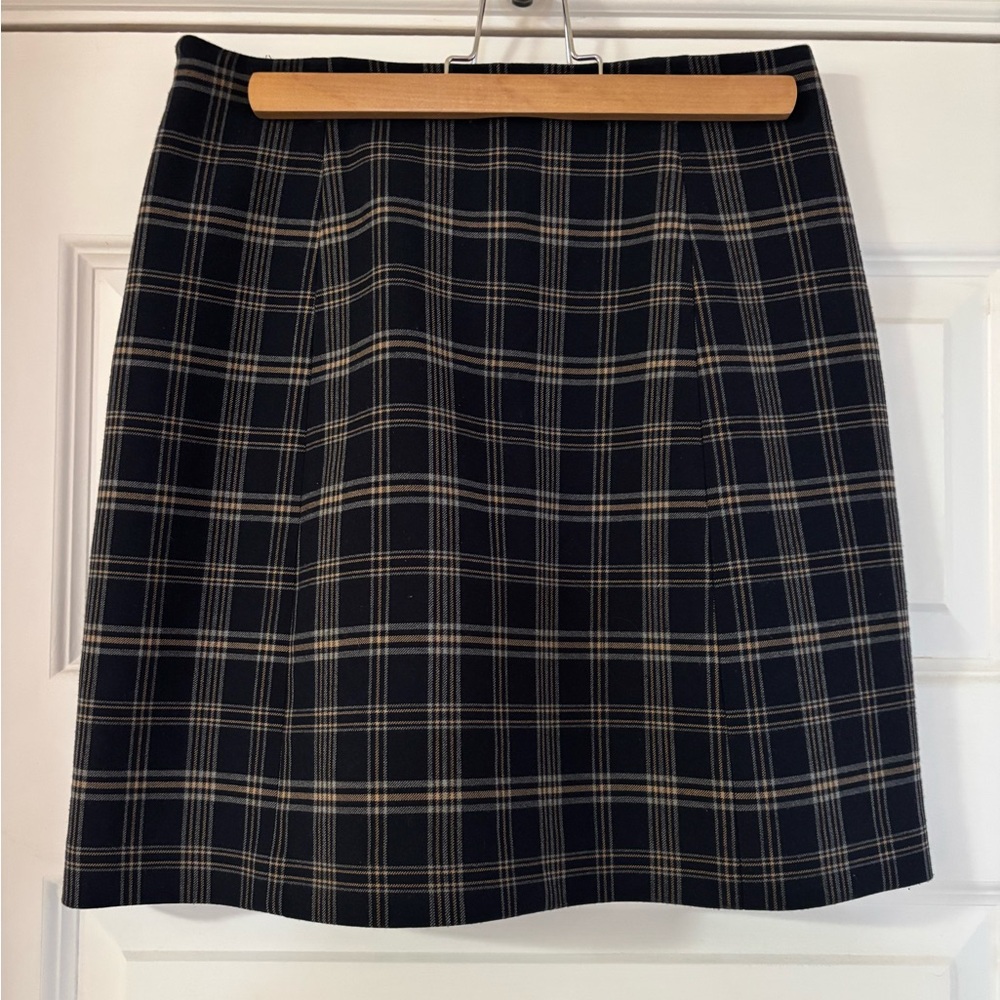 Babaton | Mini Skirt (6)